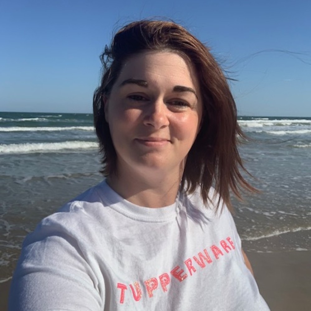 Meet your Posher, April